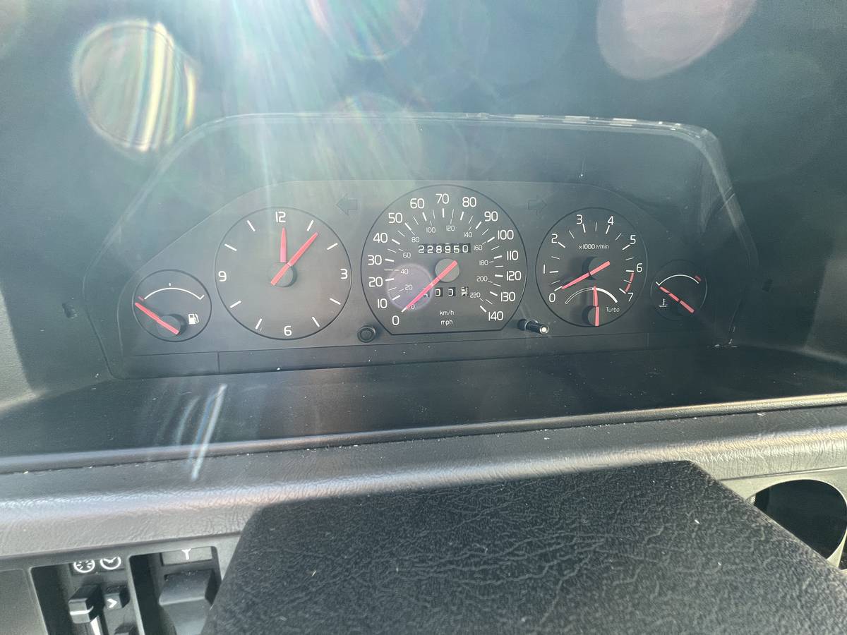 740-volvo-1992-blue-4