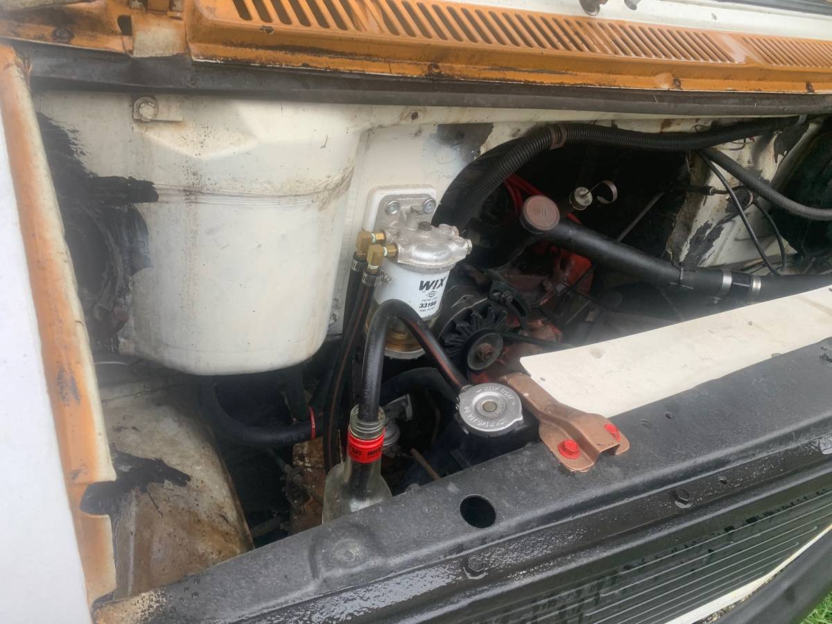 76-vandura-1976-custom-2