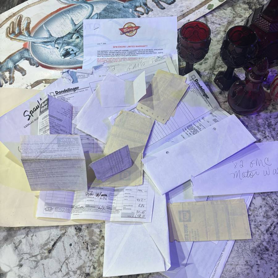 82-gmc-k1500-diesel-1982-grey-9