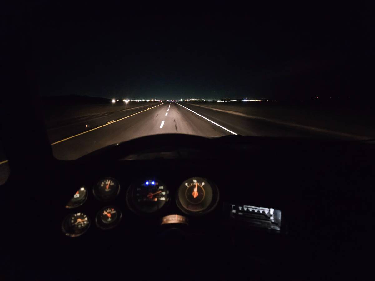 84-suburban-4x4-1984-16