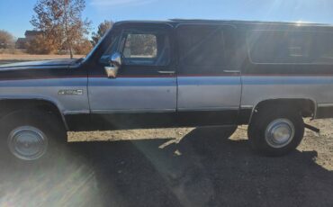 84-suburban-4x4-1984-20