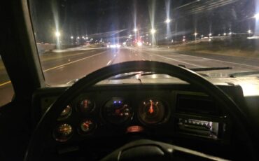 84-suburban-4x4-1984-4