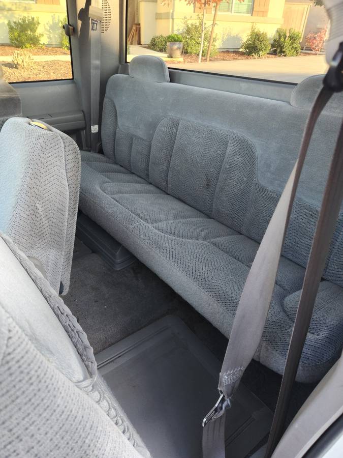 9-chevy-duall-1996-white-1