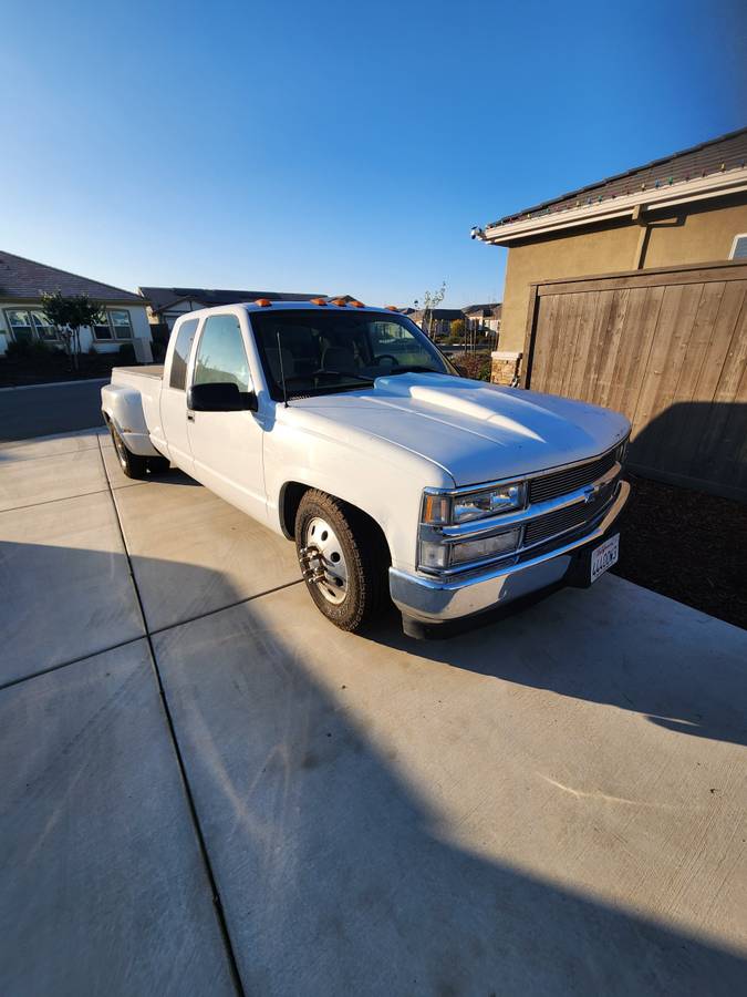 9-chevy-duall-1996-white-10