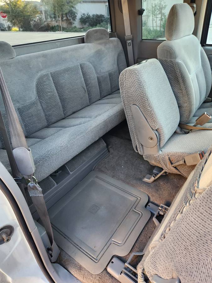 9-chevy-duall-1996-white-2