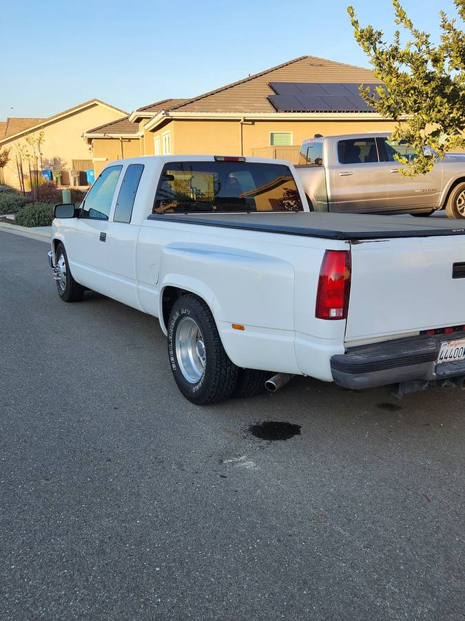 9-chevy-duall-1996-white-5