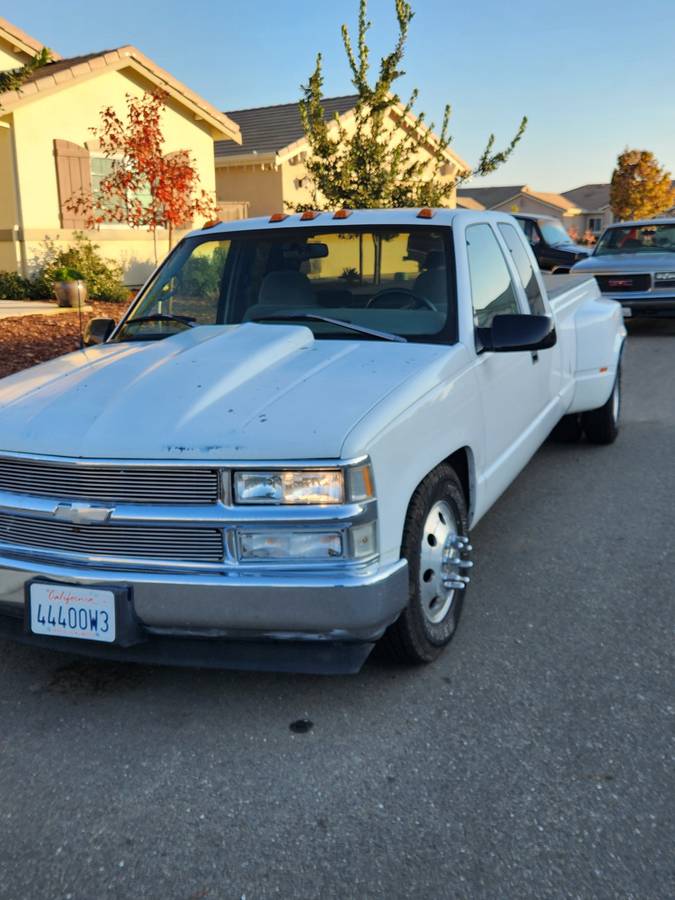 9-chevy-duall-1996-white-6
