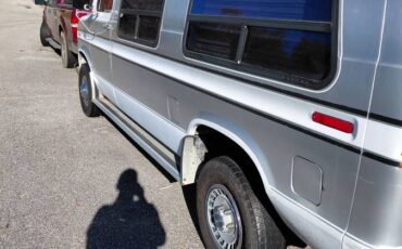 91-ford-e150-5.0-engine-1991-grey-3