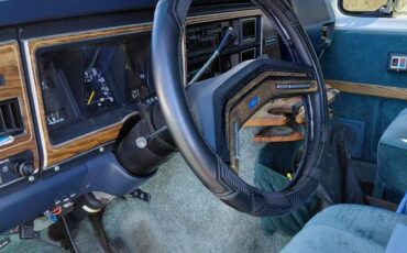 91-ford-e150-5.0-engine-1991-grey-6