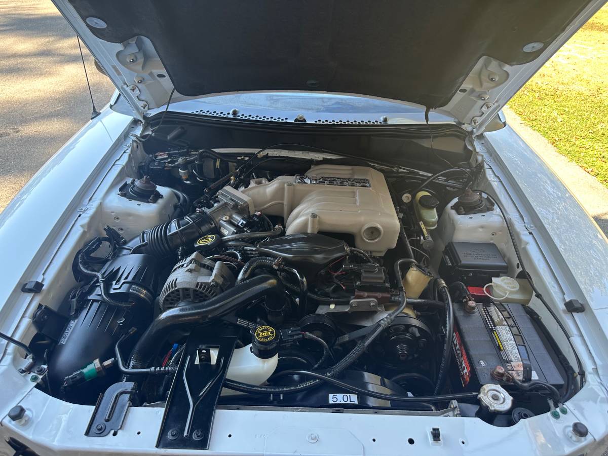 94-cobra-mustang-coupe-1994-white-13