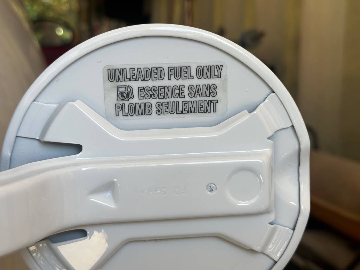 94-cobra-mustang-coupe-1994-white-17