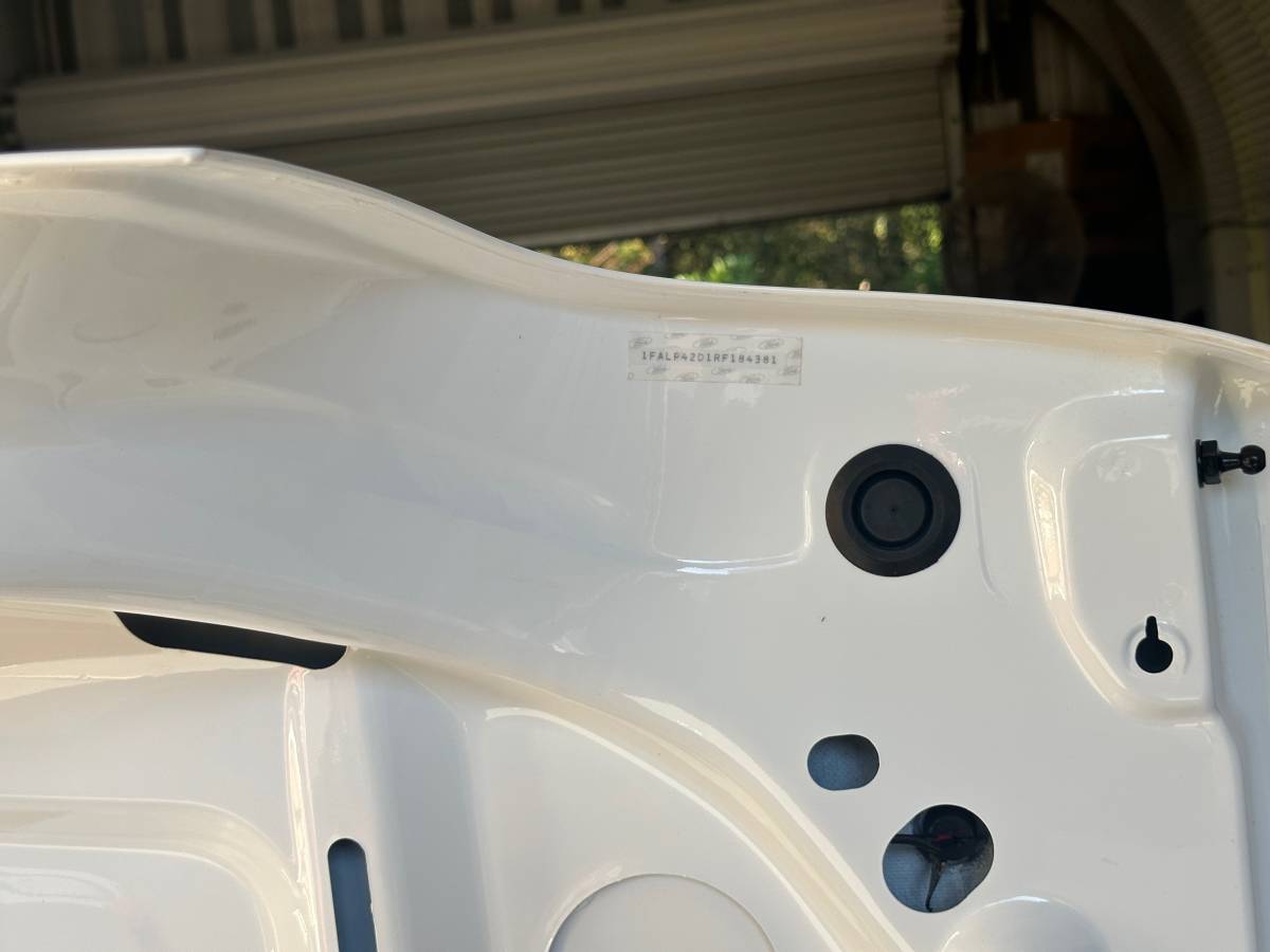 94-cobra-mustang-coupe-1994-white-18