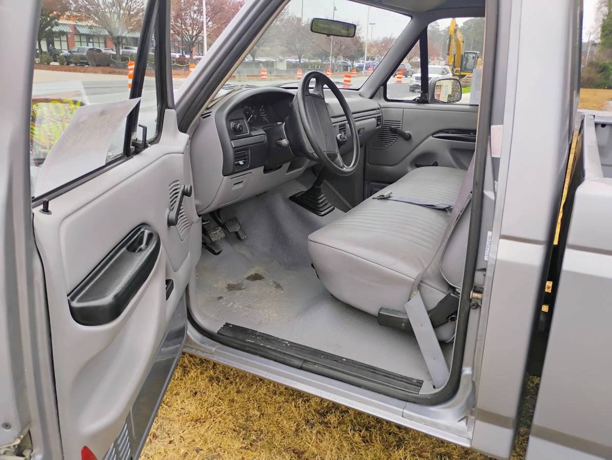 95-f150-xl-1995-silver-7