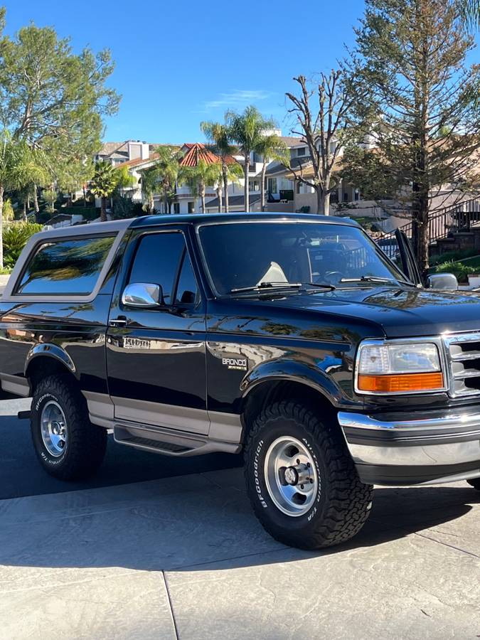 96ford-bronco-1996-black-4