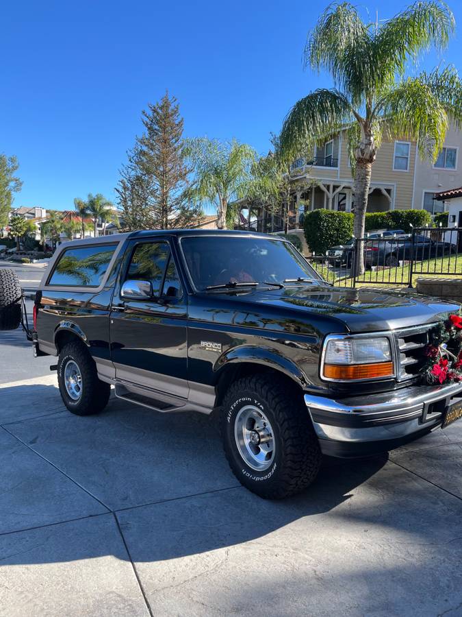 96ford-bronco-eddie-bauer-4x4-1996-black-10