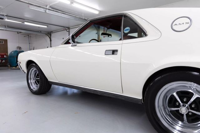 AMC-AMX-1968-Coupe-23