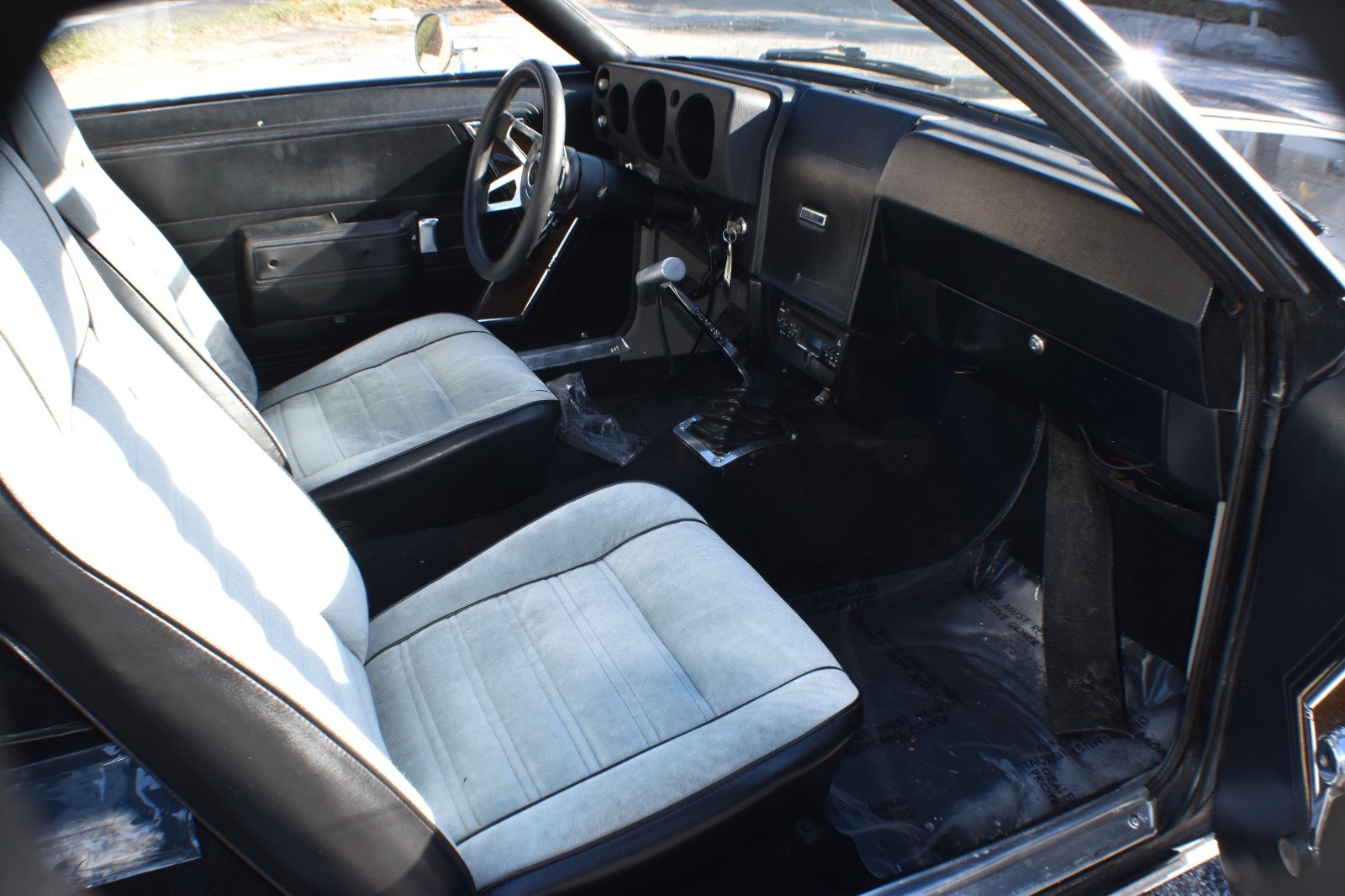 AMC-AMX-1968-Coupe-25