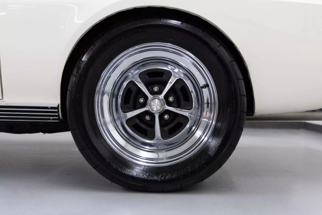 AMC-AMX-1968-Coupe-26