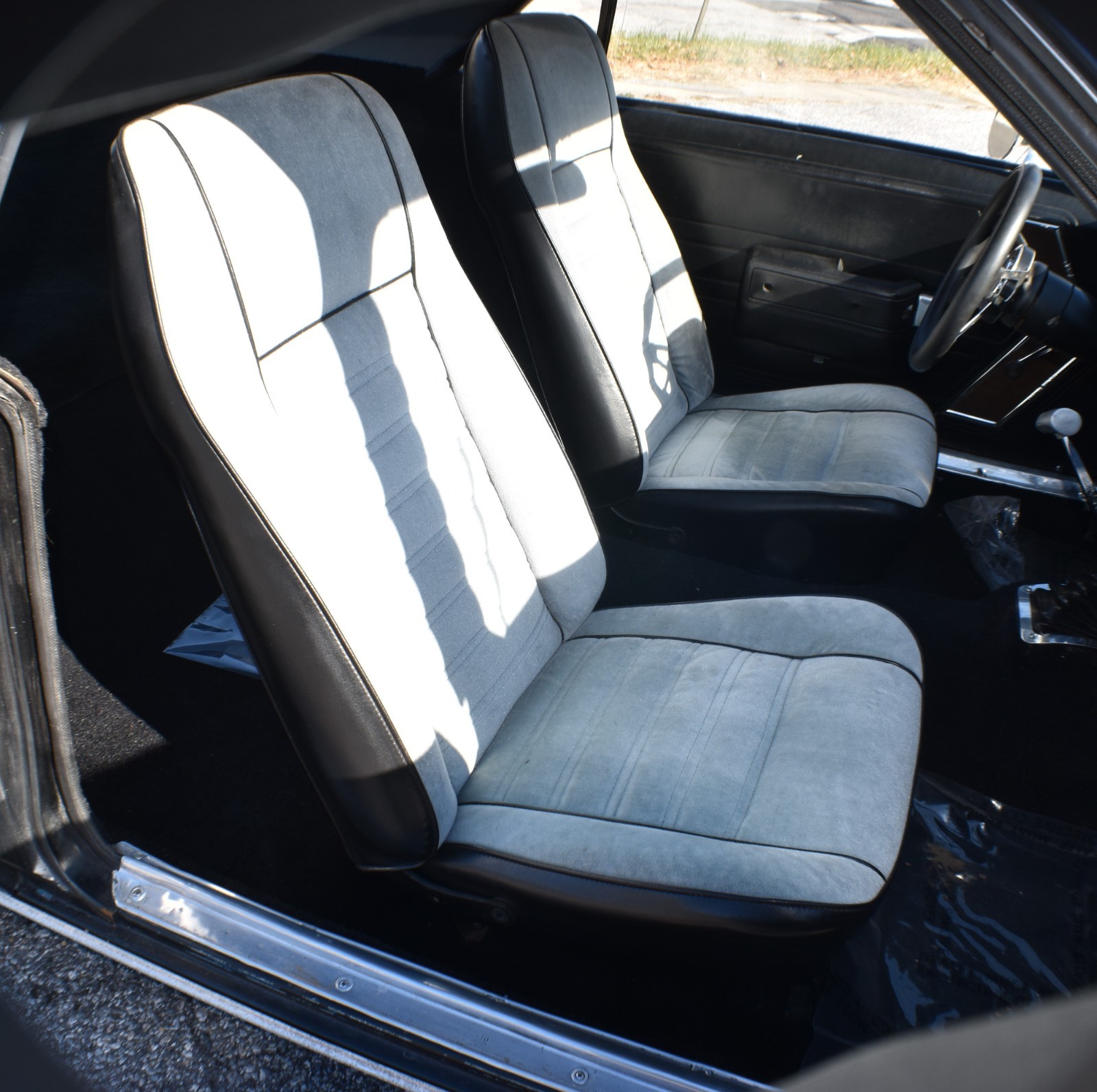 AMC-AMX-1968-Coupe-27