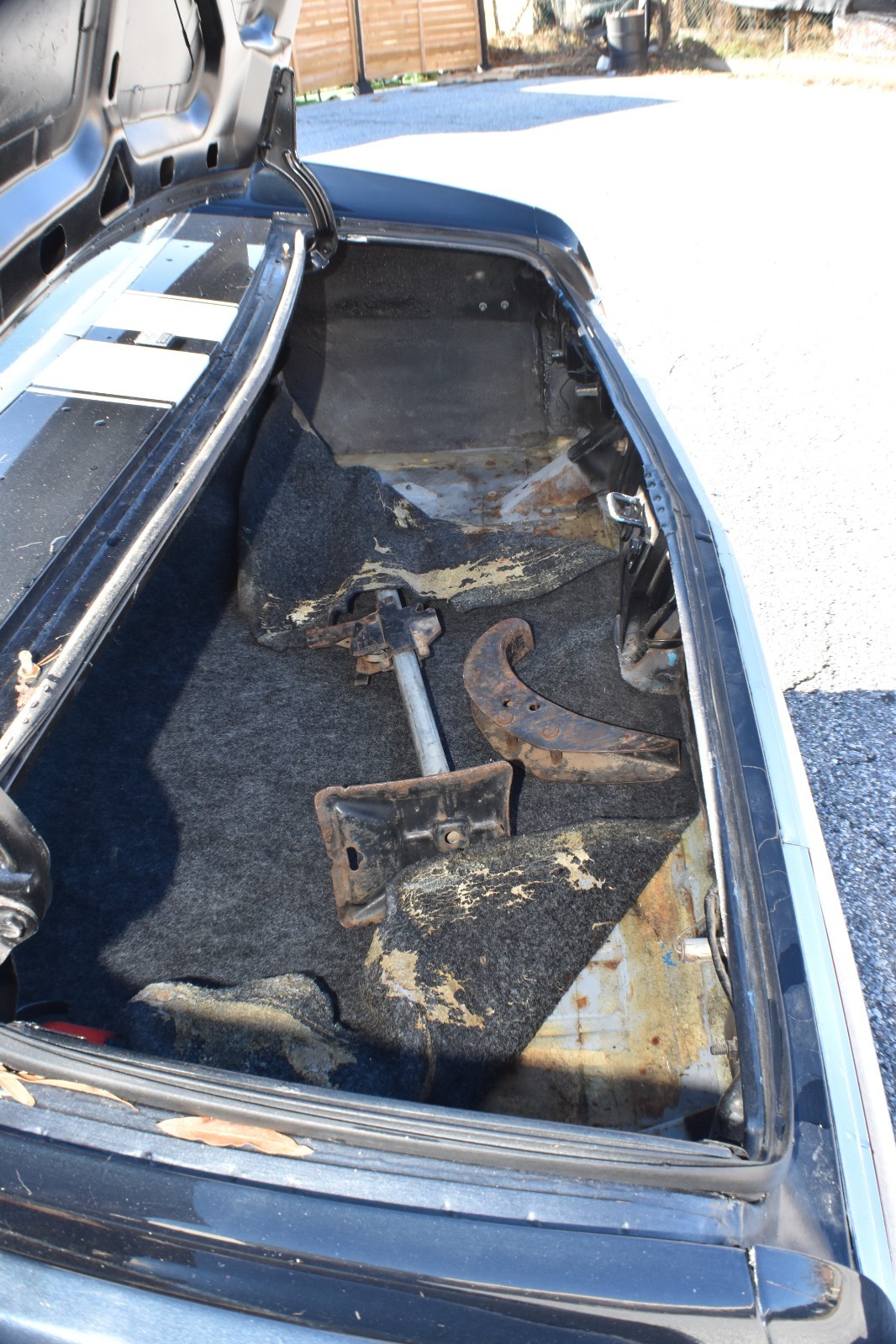 AMC-AMX-1968-Coupe-28