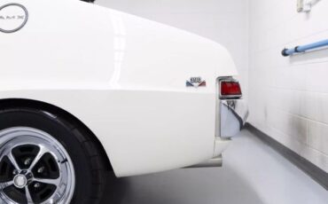 AMC-AMX-1968-Coupe-28