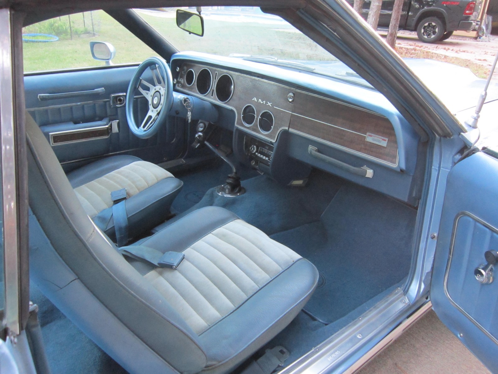 AMC-AMX-1970-Coupe-7