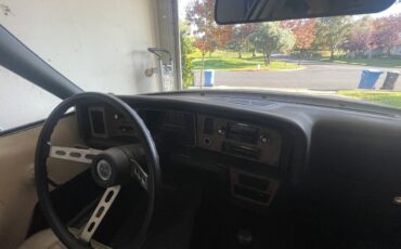 AMC-Pacer-1976-Coupe-6