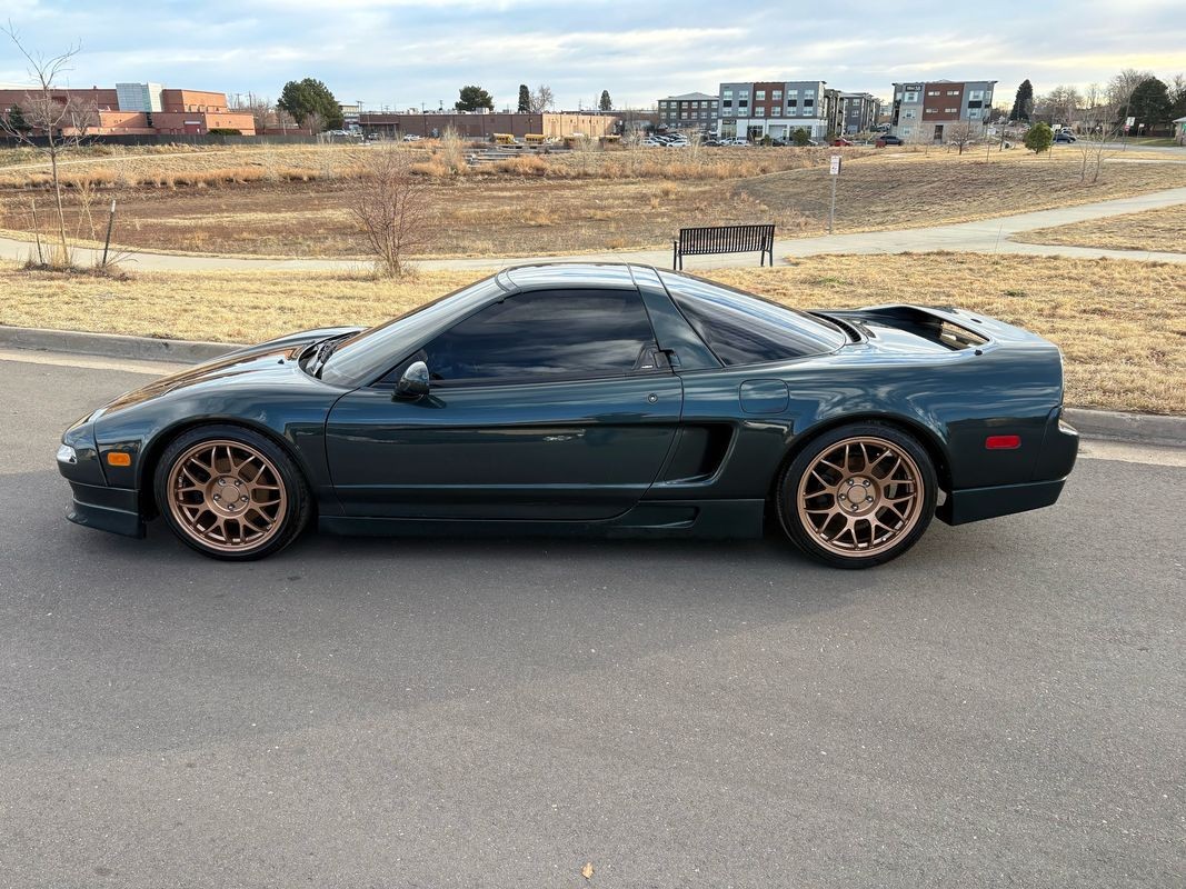 Acura-NSX-1995-Coupe-1