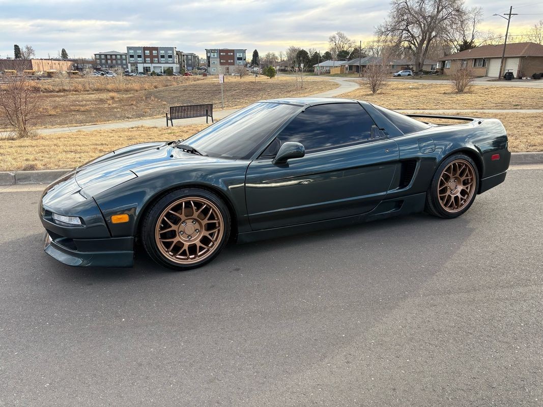 Acura-NSX-1995-Coupe-12