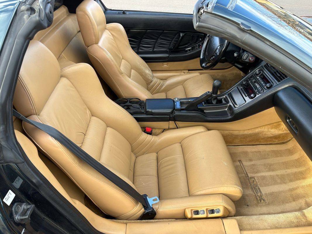 Acura-NSX-1995-Coupe-9