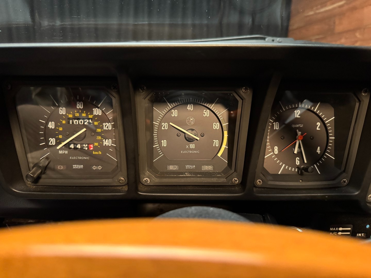 Alfa-Romeo-GTV-1986-18