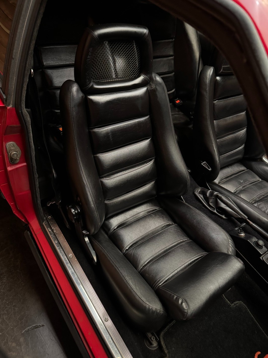 Alfa-Romeo-GTV-1986-22