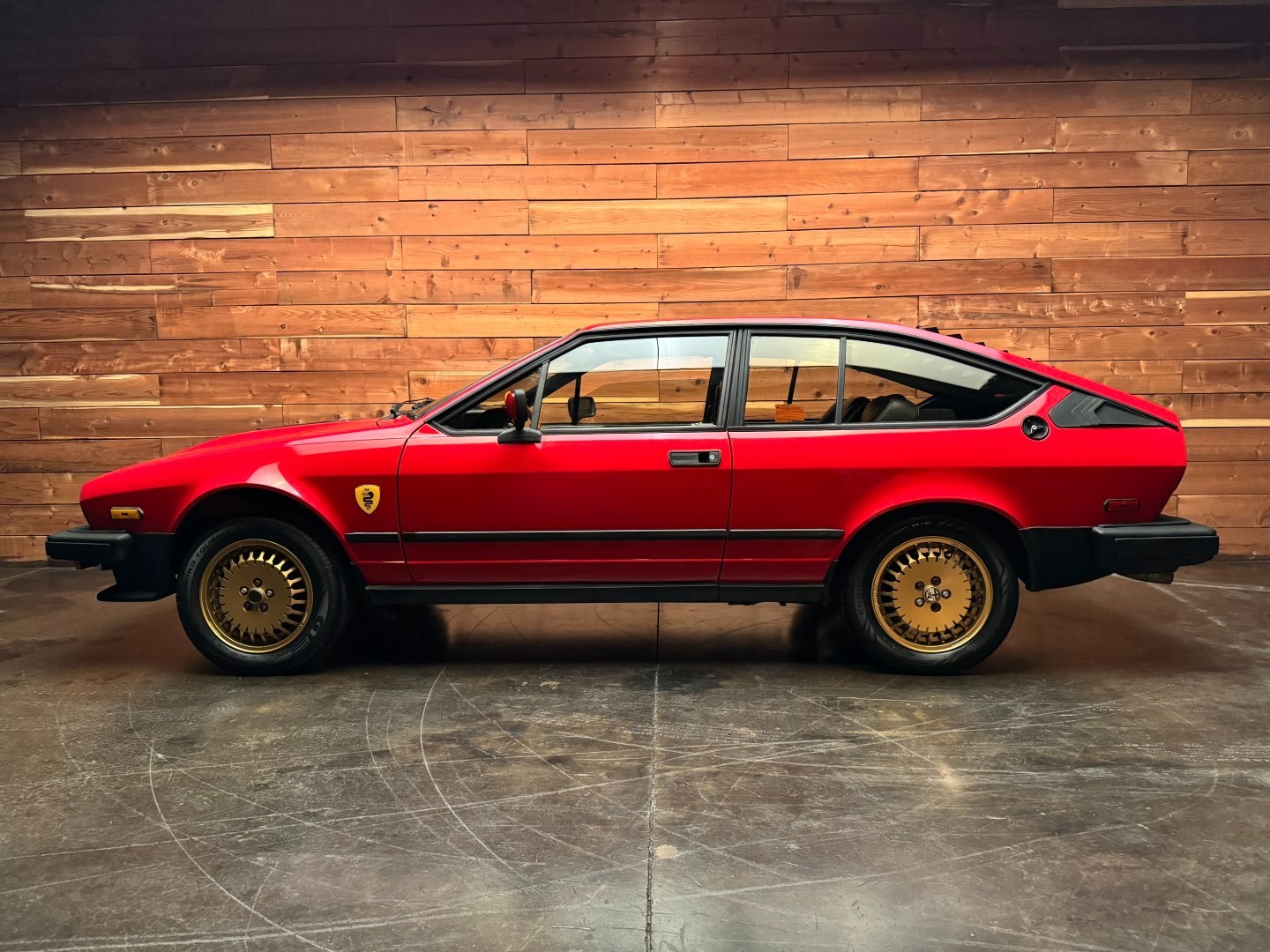 Alfa-Romeo-GTV-1986