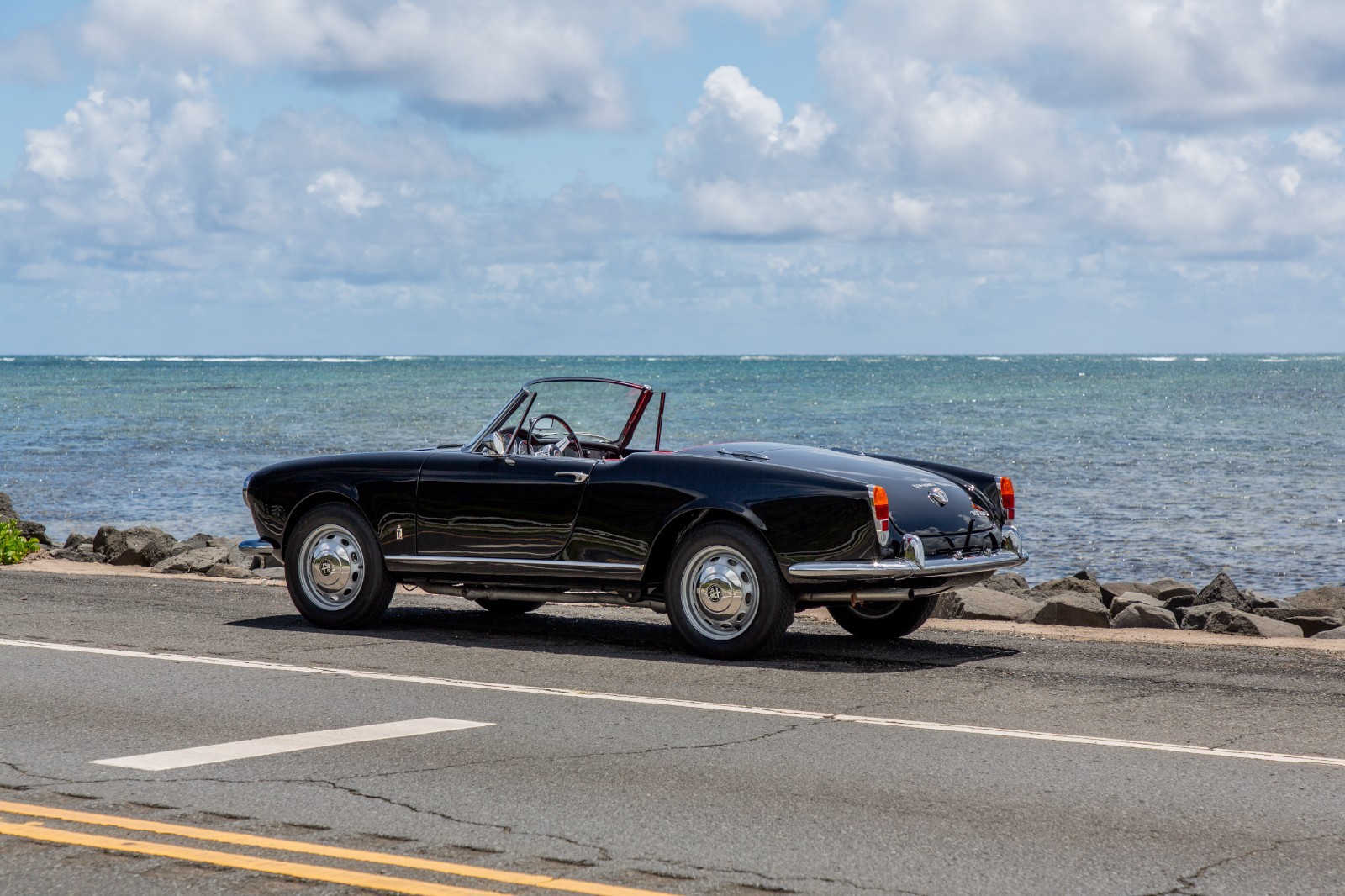 Alfa-Romeo-Giulia-1965-Convertible-12