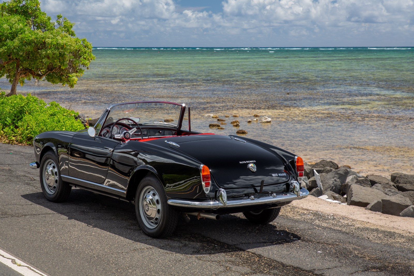 Alfa-Romeo-Giulia-1965-Convertible-7