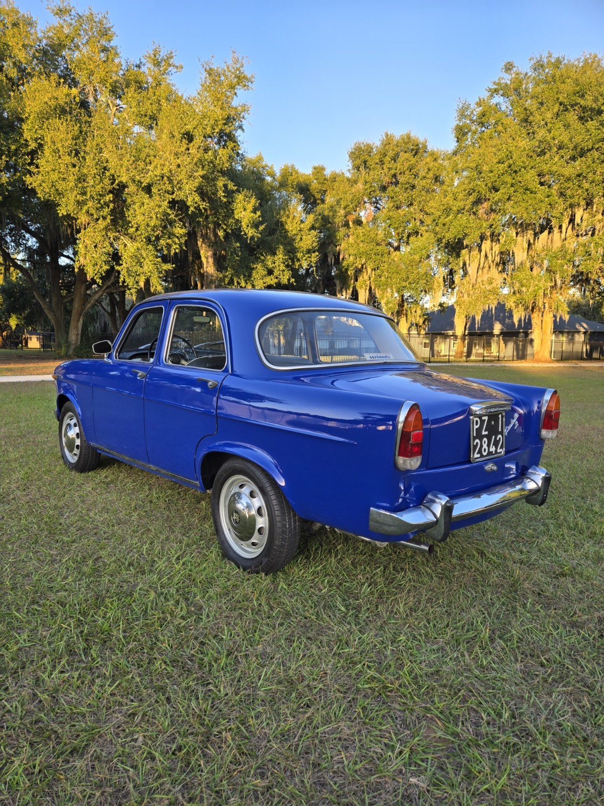 Alfa-Romeo-Giulietta-1960-4