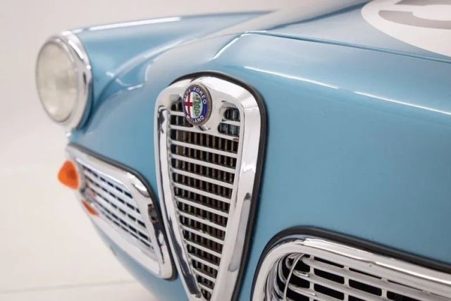 Alfa-Romeo-Guilietta-Sprint-1958-Coupe-18