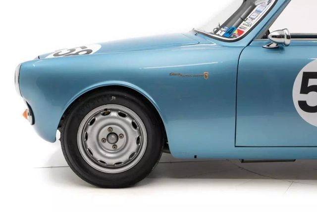 Alfa-Romeo-Guilietta-Sprint-1958-Coupe-2