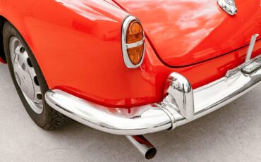 Alfa-Romeo-Spider-1957-Convertible-18