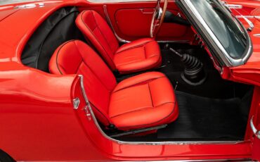 Alfa-Romeo-Spider-1957-Convertible-31