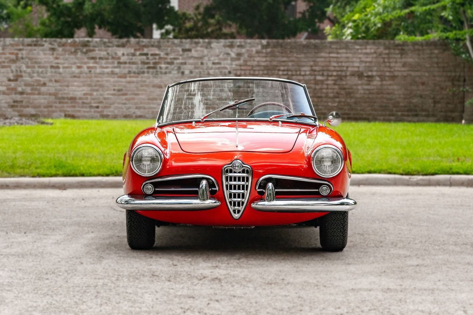Alfa-Romeo-Spider-1957-Convertible-8