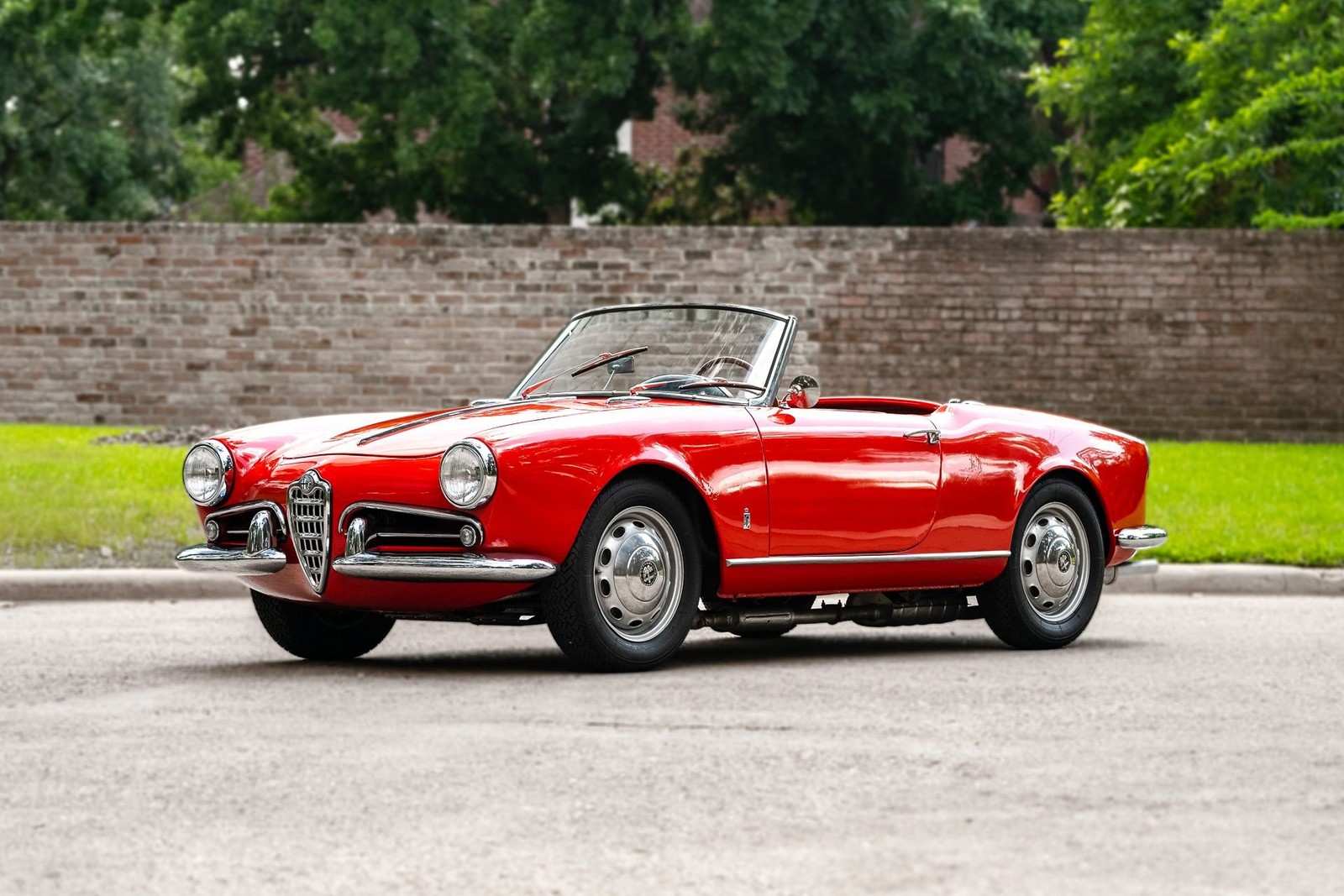 Alfa-Romeo-Spider-1957-Convertible