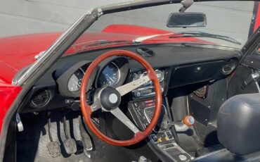 Alfa-Romeo-Spider-1974-18