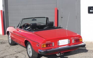 Alfa-Romeo-Spider-1974-2