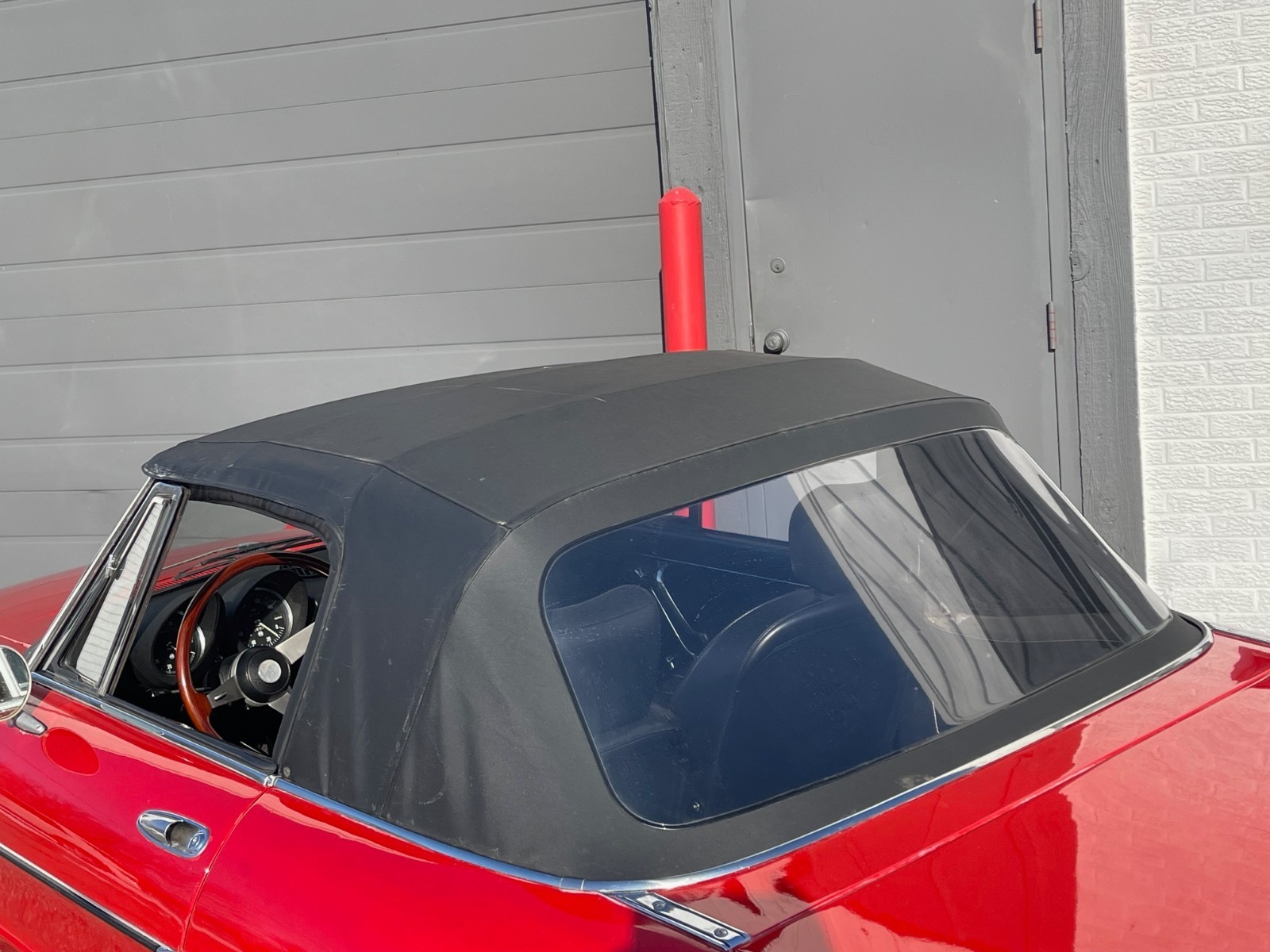 Alfa-Romeo-Spider-1974-23