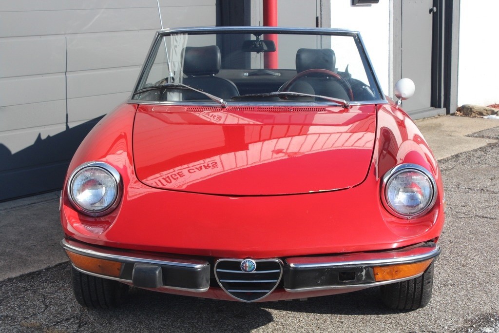 Alfa-Romeo-Spider-1974-4
