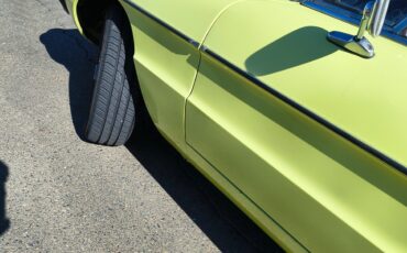 Alfa-Romeo-Spider-1977-Convertible-11