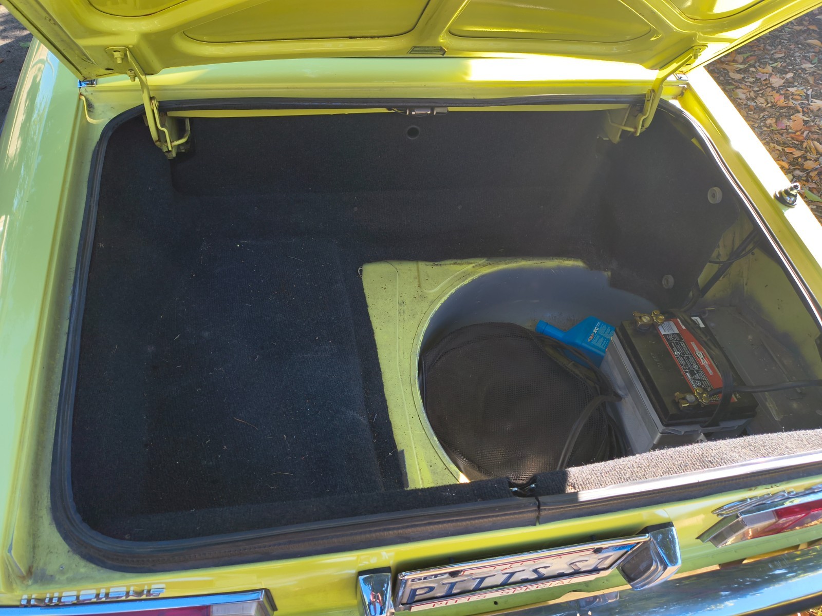 Alfa-Romeo-Spider-1977-Convertible-5