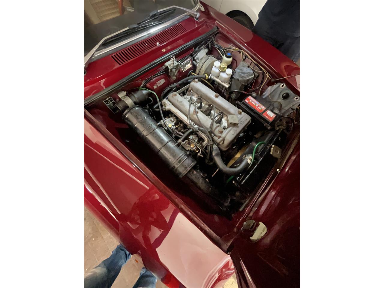 Alfa-romeo-Gta-1300-junior-1971-Burgundy-Alcantara-Beige-13