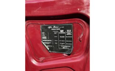 Alfa-romeo-Gta-1300-junior-1971-Burgundy-Alcantara-Beige-18